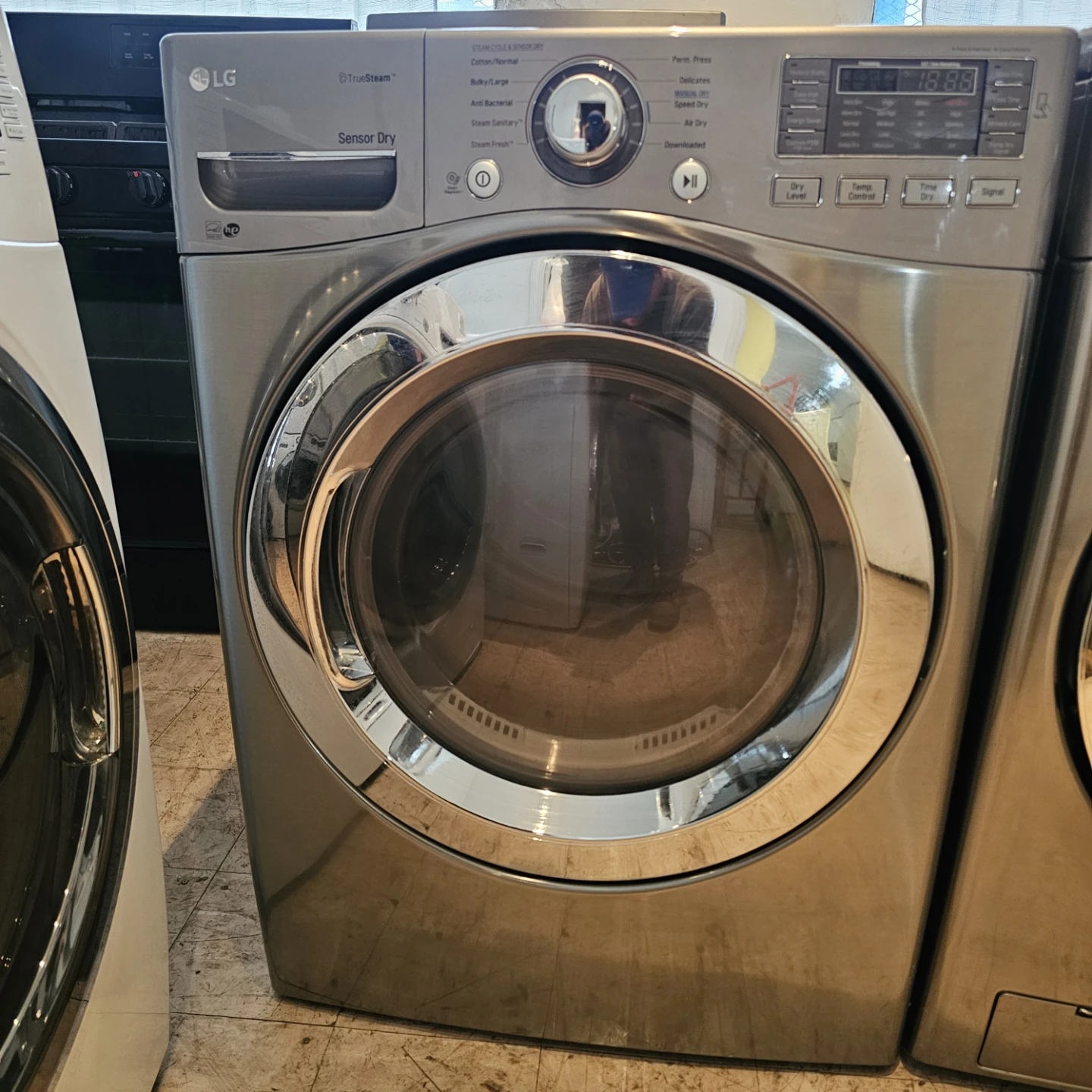 LG Front Load Washer and Dryer Set - Silver - photo 5