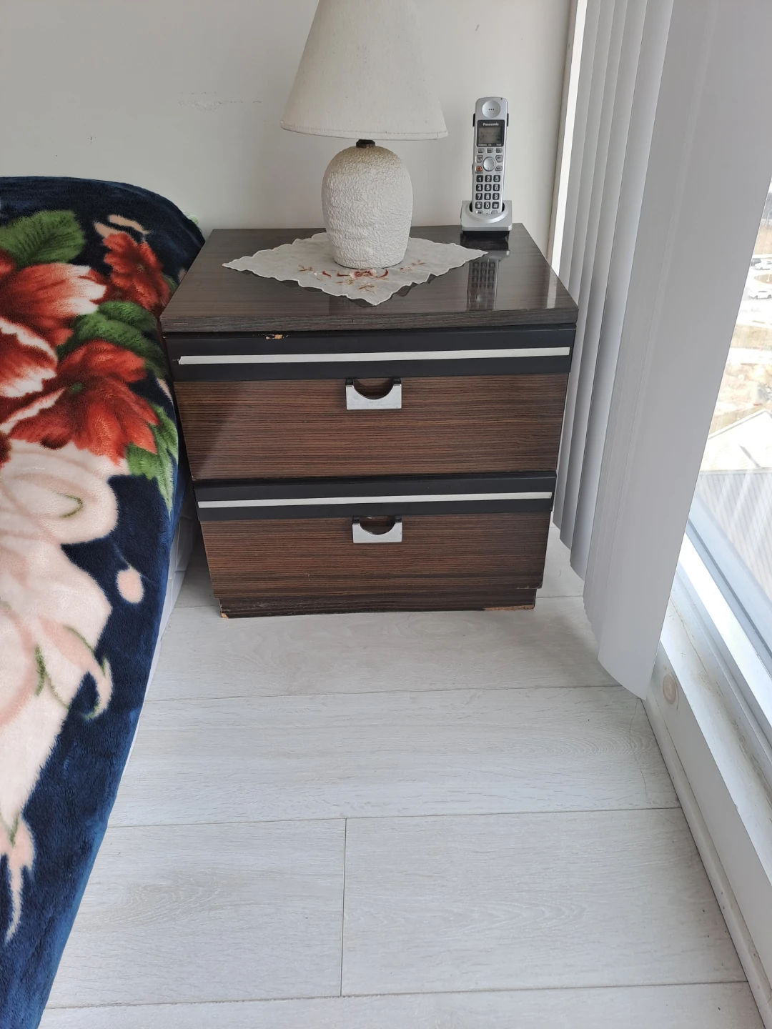 2 nightstands  with 2 drawers - photo 2