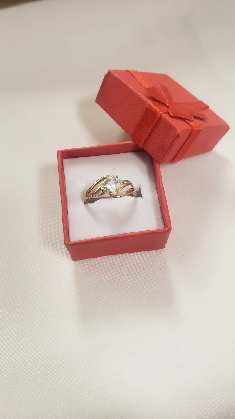 Like New Women's Elegant10K Real Gold  Ring With White Sapphire - photo 5