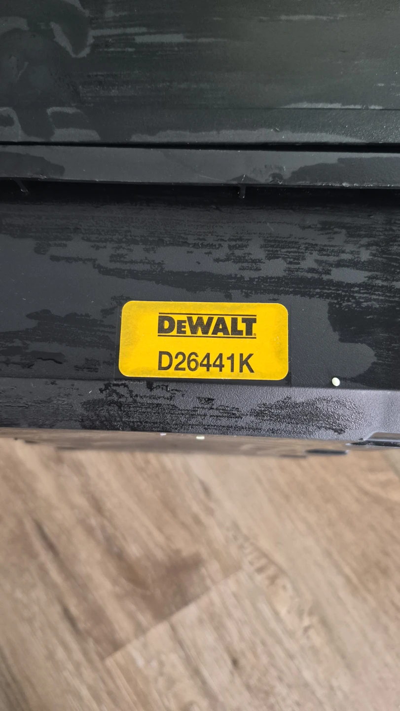 DEWALT D26441K Random Orbit Sander with Case