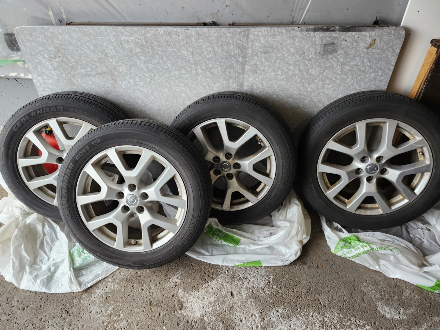Yokohama 225/55R18 98V Tires (Set of 4)