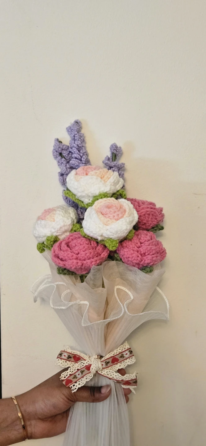 Handmade Crochet Flower Bouquet - photo 2
