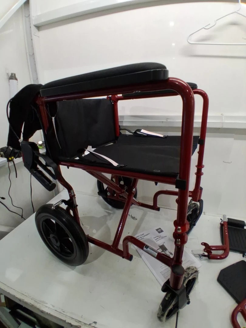 Medline Lightweight Transport Wheelchair with Handbrakes ♿🦽 - photo 3