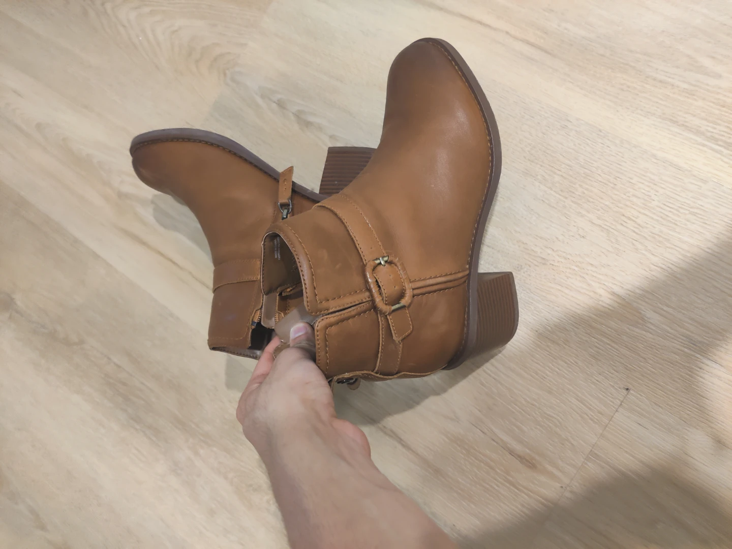 Clarks Brown Ankle Boots - photo 3