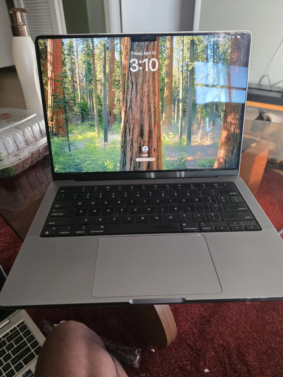 Apple MacBook Pro 14-inch M3 Chip - photo 2