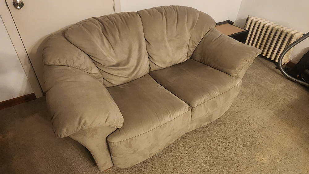 Comfortable loveseat / couch - Delivery available - photo 2