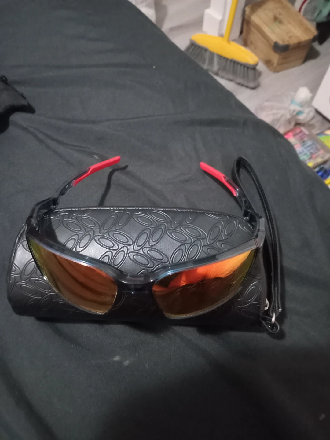 Oakley Sunglasses with Red Accents - photo 2