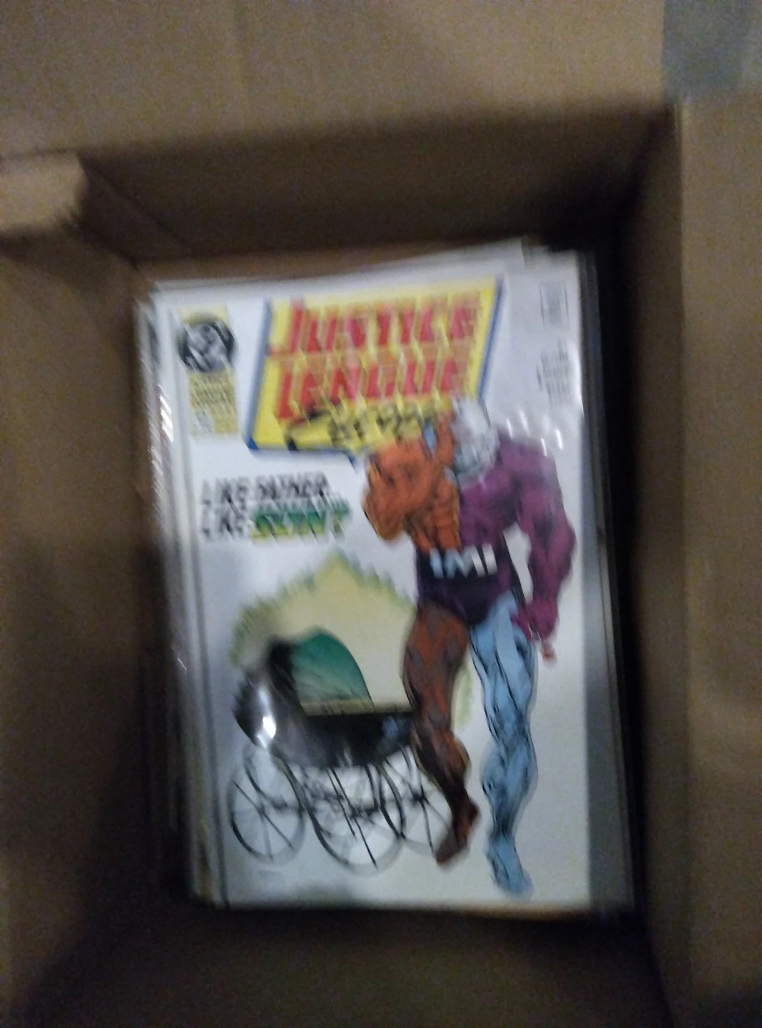 Fantastic 4 and Justice League Comics (35) - photo 3