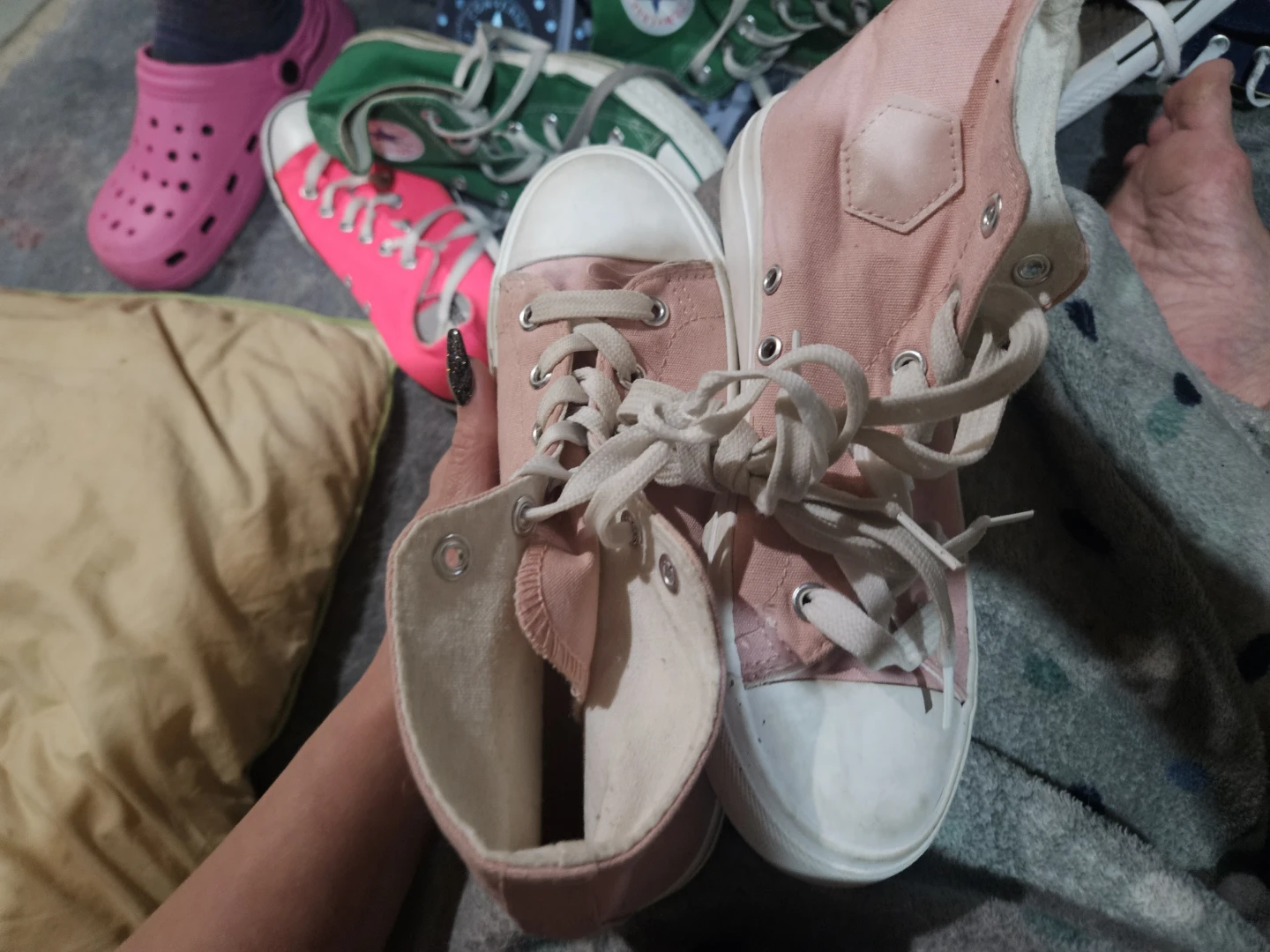 Girls Pink Canvas High-Top Sneakers - photo 2