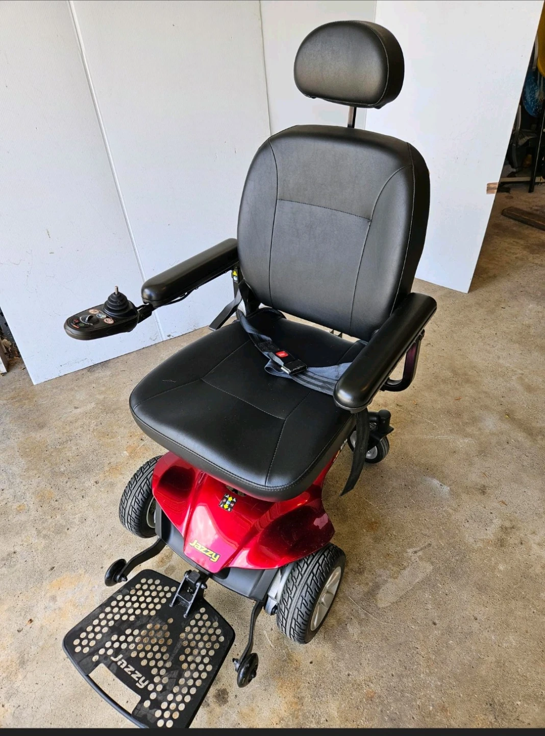 Pride Jazzy Elite ES Power Wheelchair - photo 5