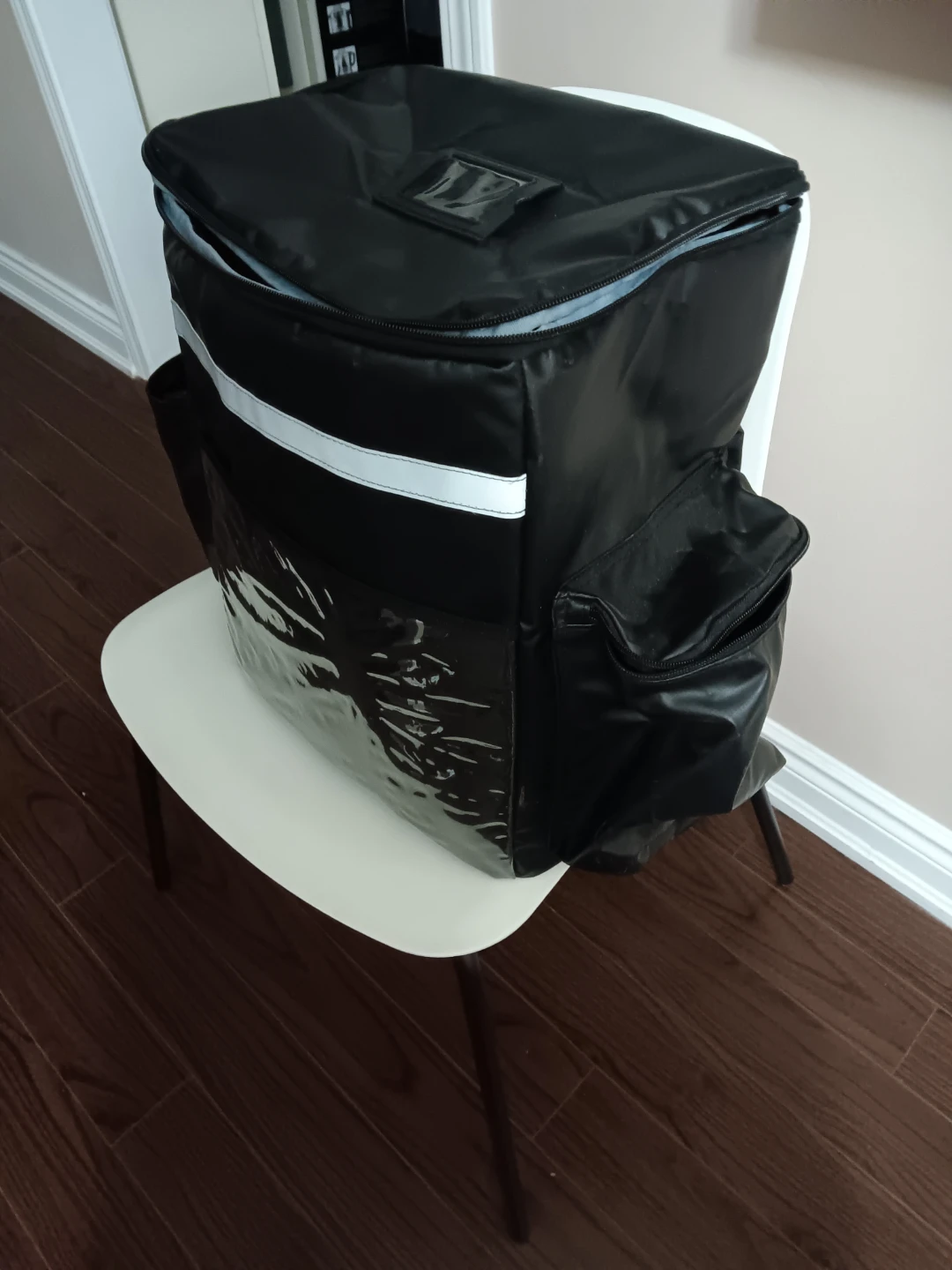 Used Black Insulated Delivery Backpack - photo 4