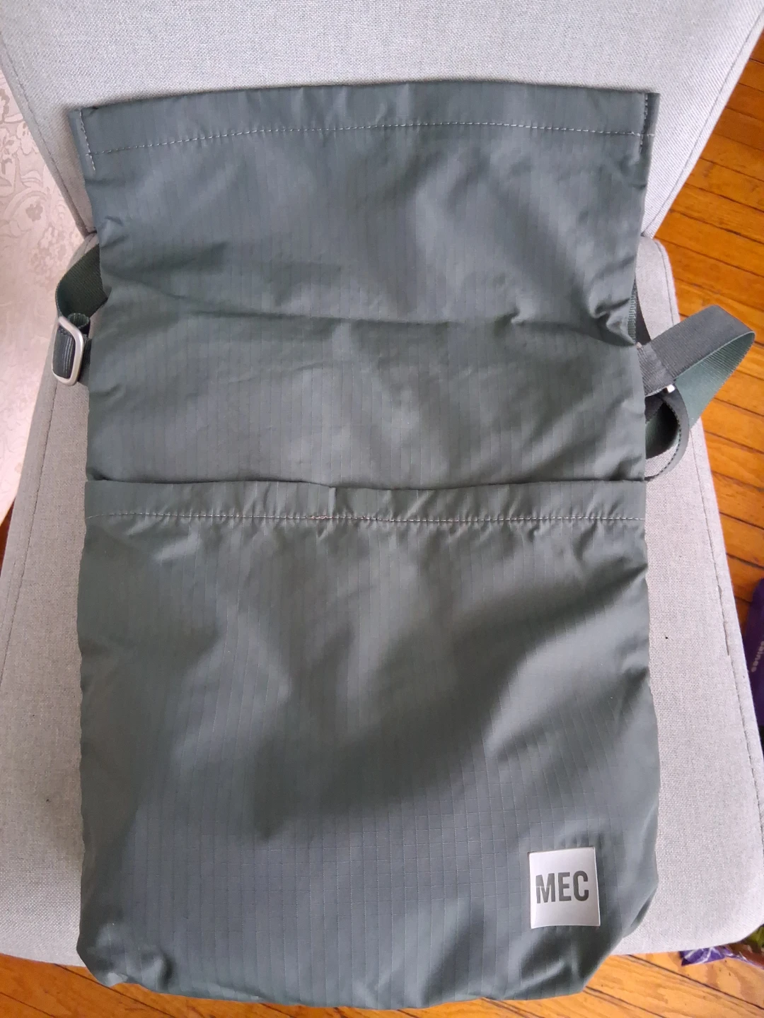 MEC Green Crossbody Bag - photo 3