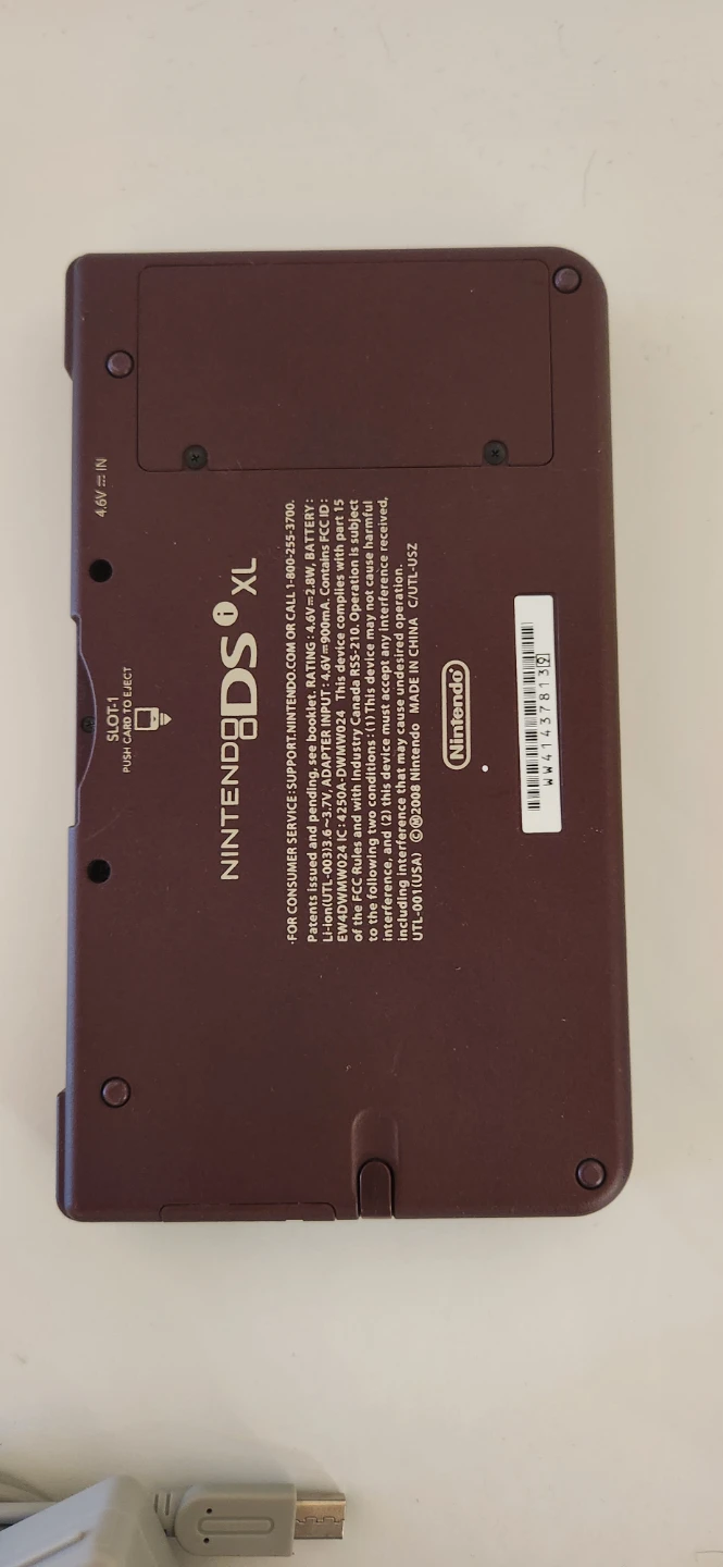 Nintendo DSi XL Burgundy - photo 3