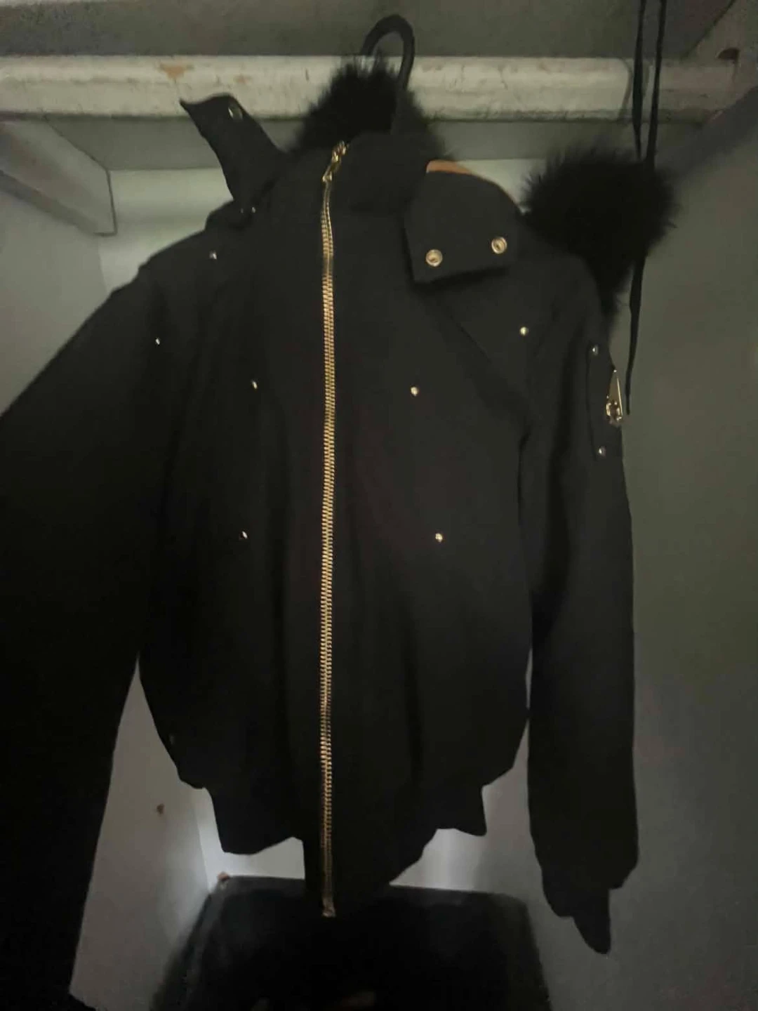 Moose Knuckles Bomber Jacket with Fur Hood gold series - photo 2