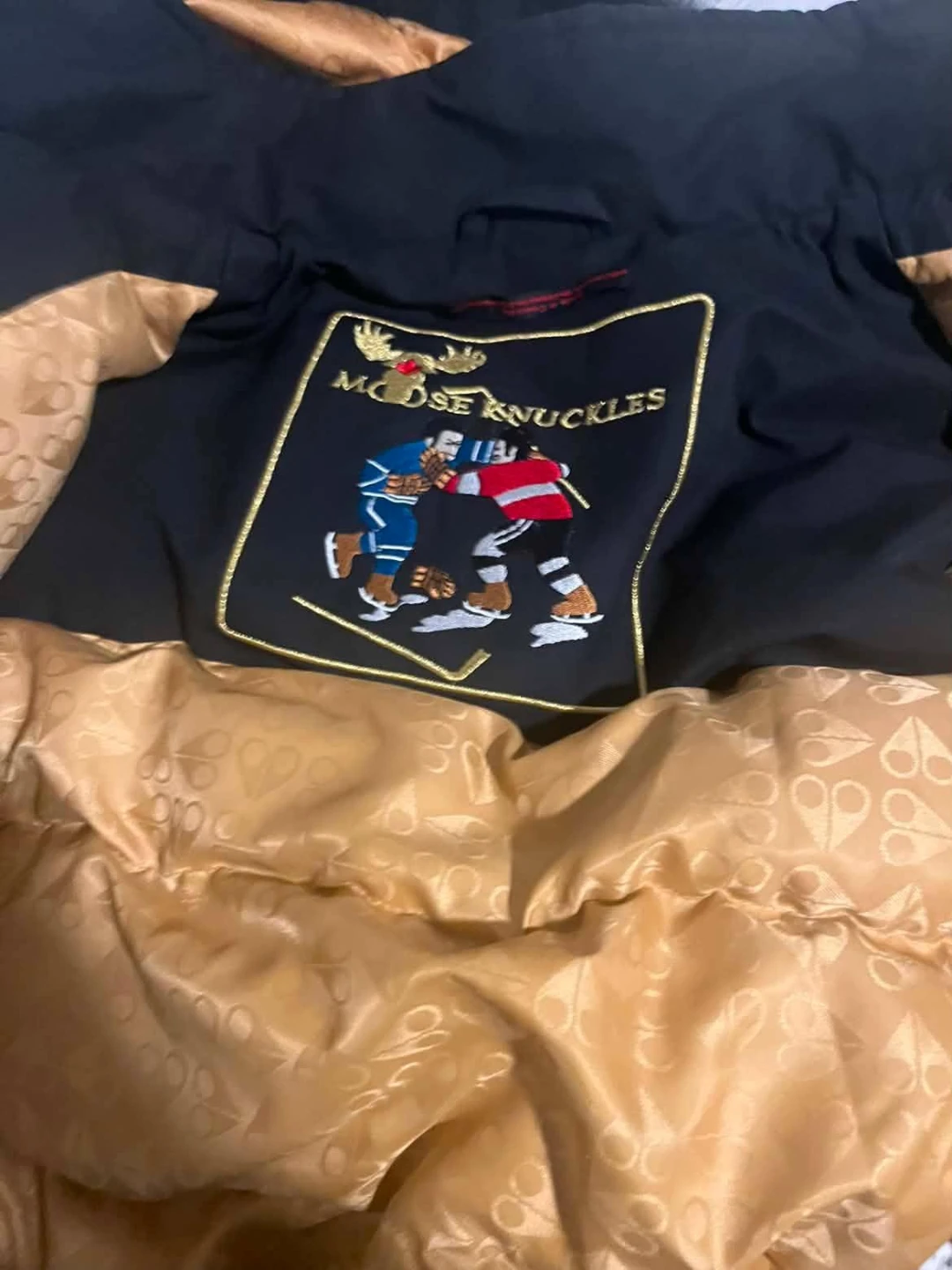 Moose Knuckles Bomber Jacket with Fur Hood gold series - photo 5