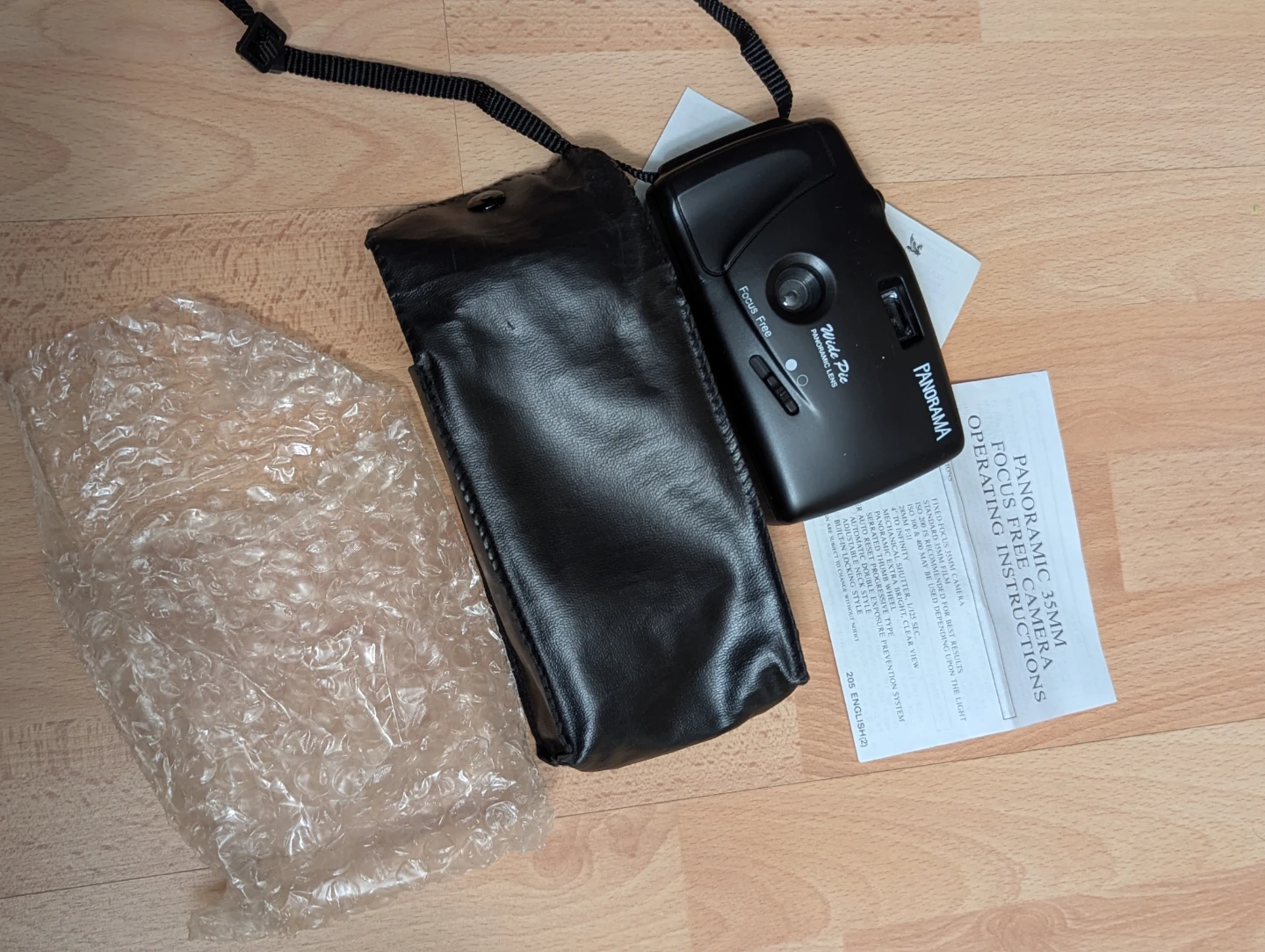 UNUSED Vintage old school panoramic 35 mm film focus free camera - photo 4