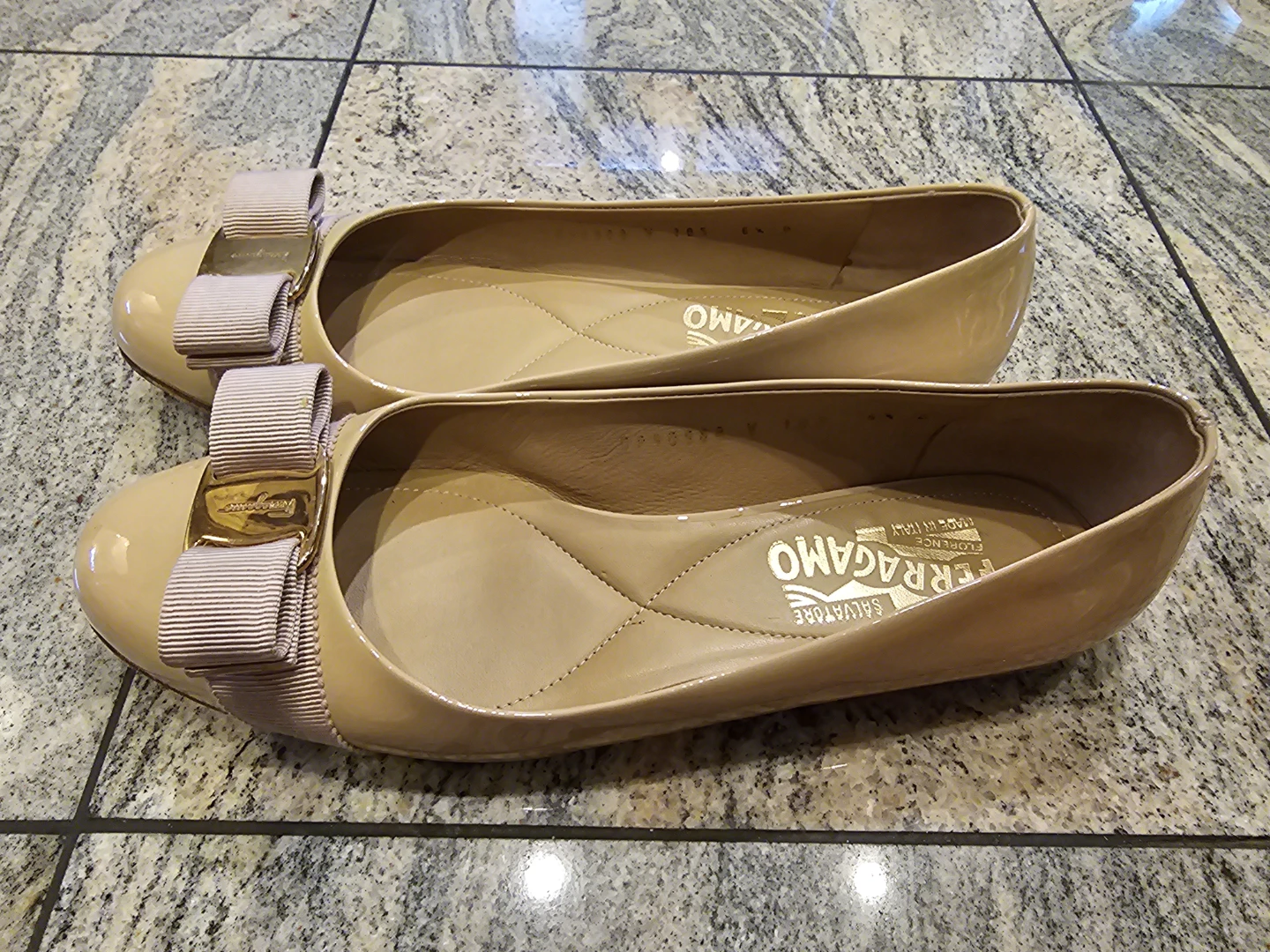Salvatore Ferragamo Patent Leather Ballet Flats - Beige - photo 2