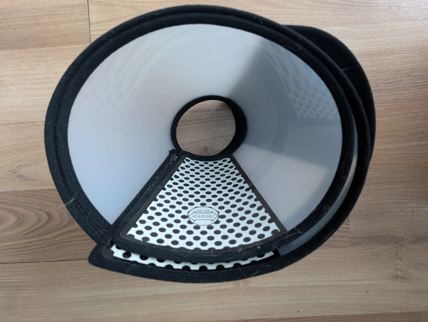 Adjustable dog cone - photo 3