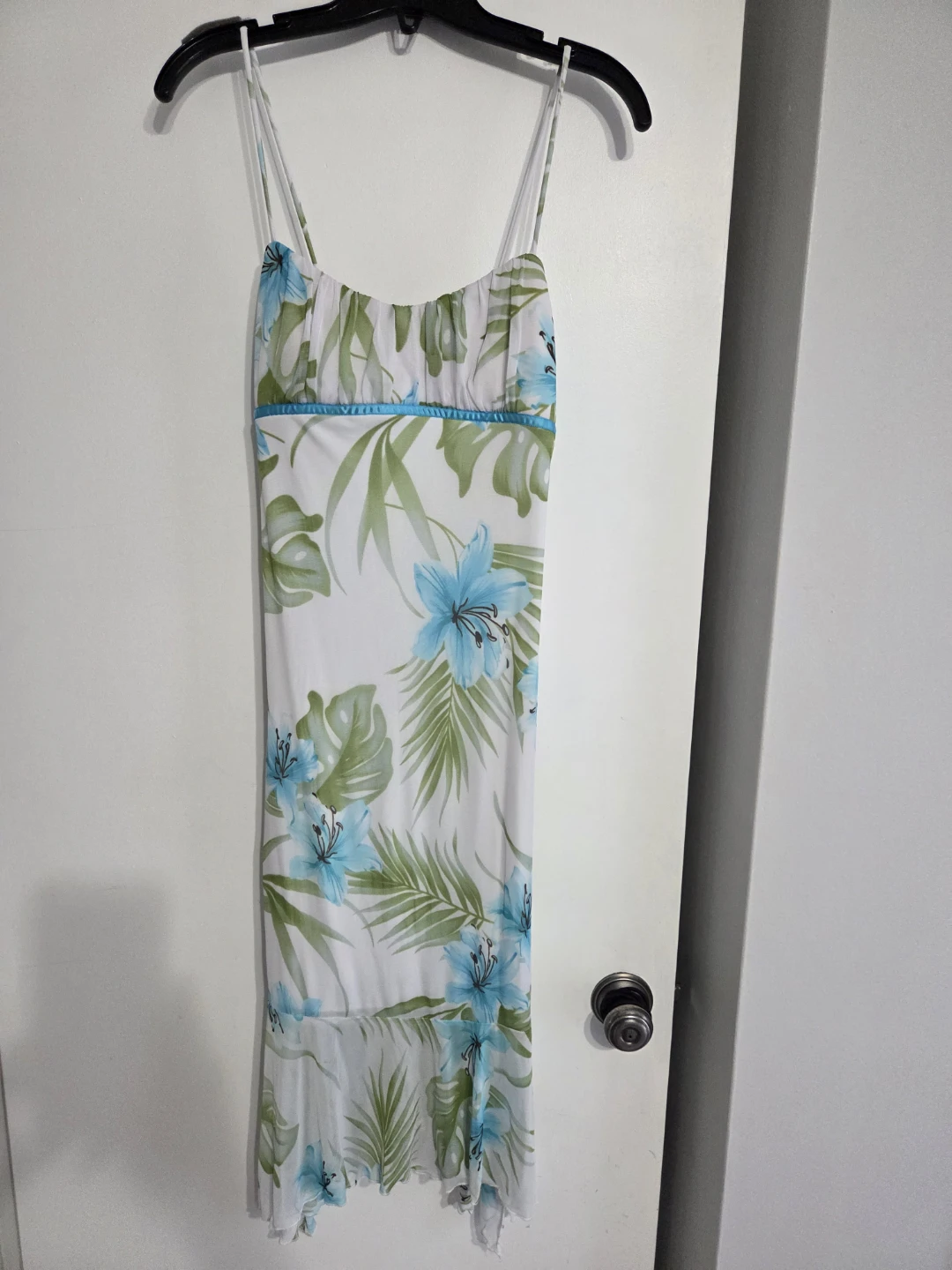 Women's clothing - photo 4