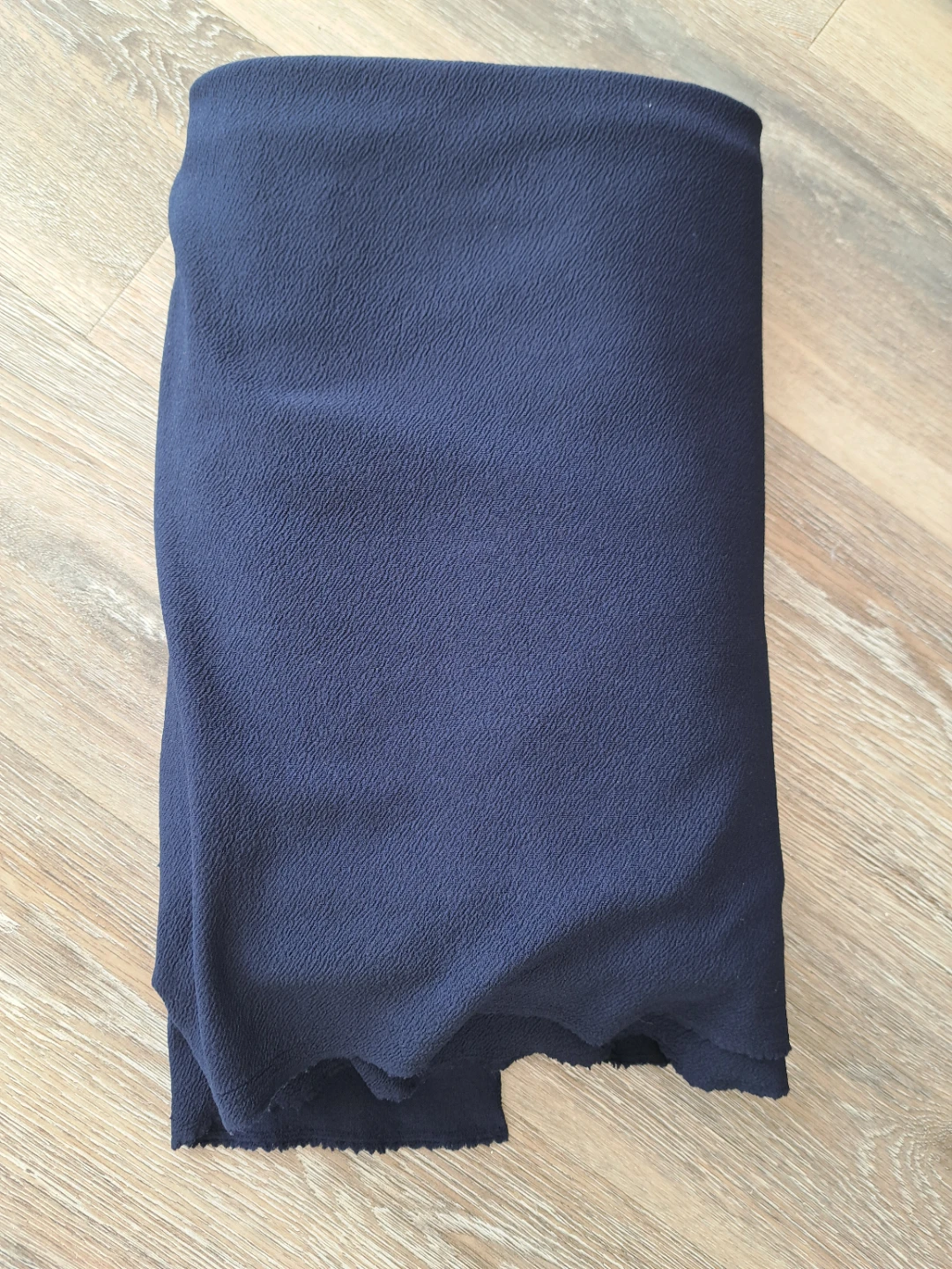 Tela dark Blue Fabric polyester. Conjunto de ropa no incluido. - photo 3