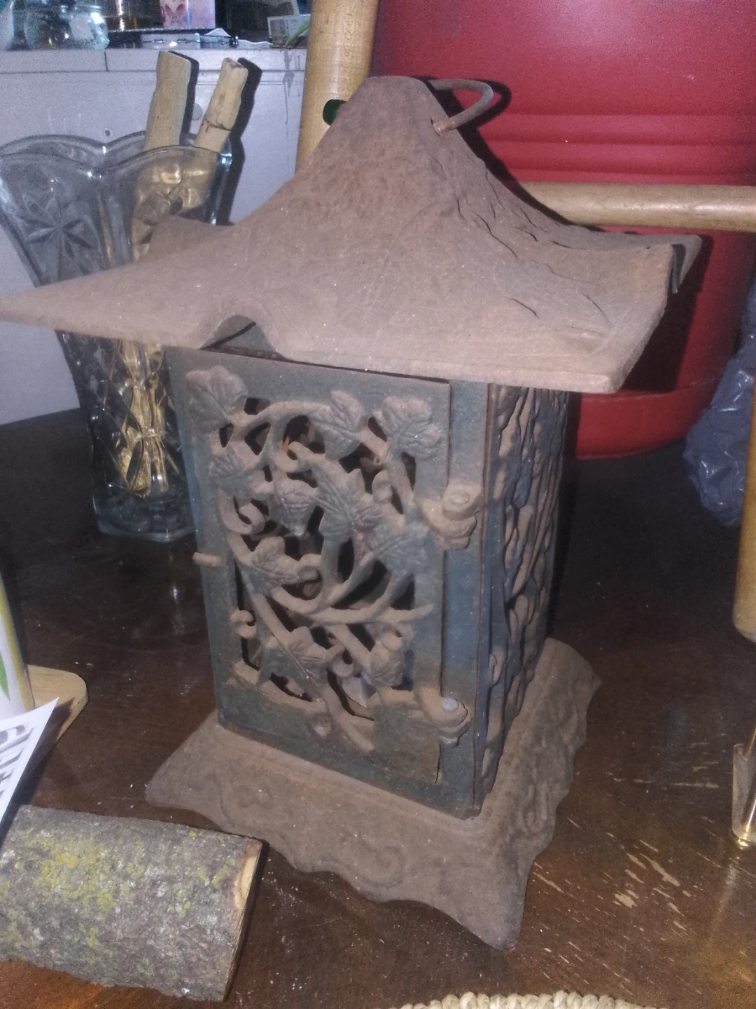Anyique Cast Iron Japanese Style Lantern