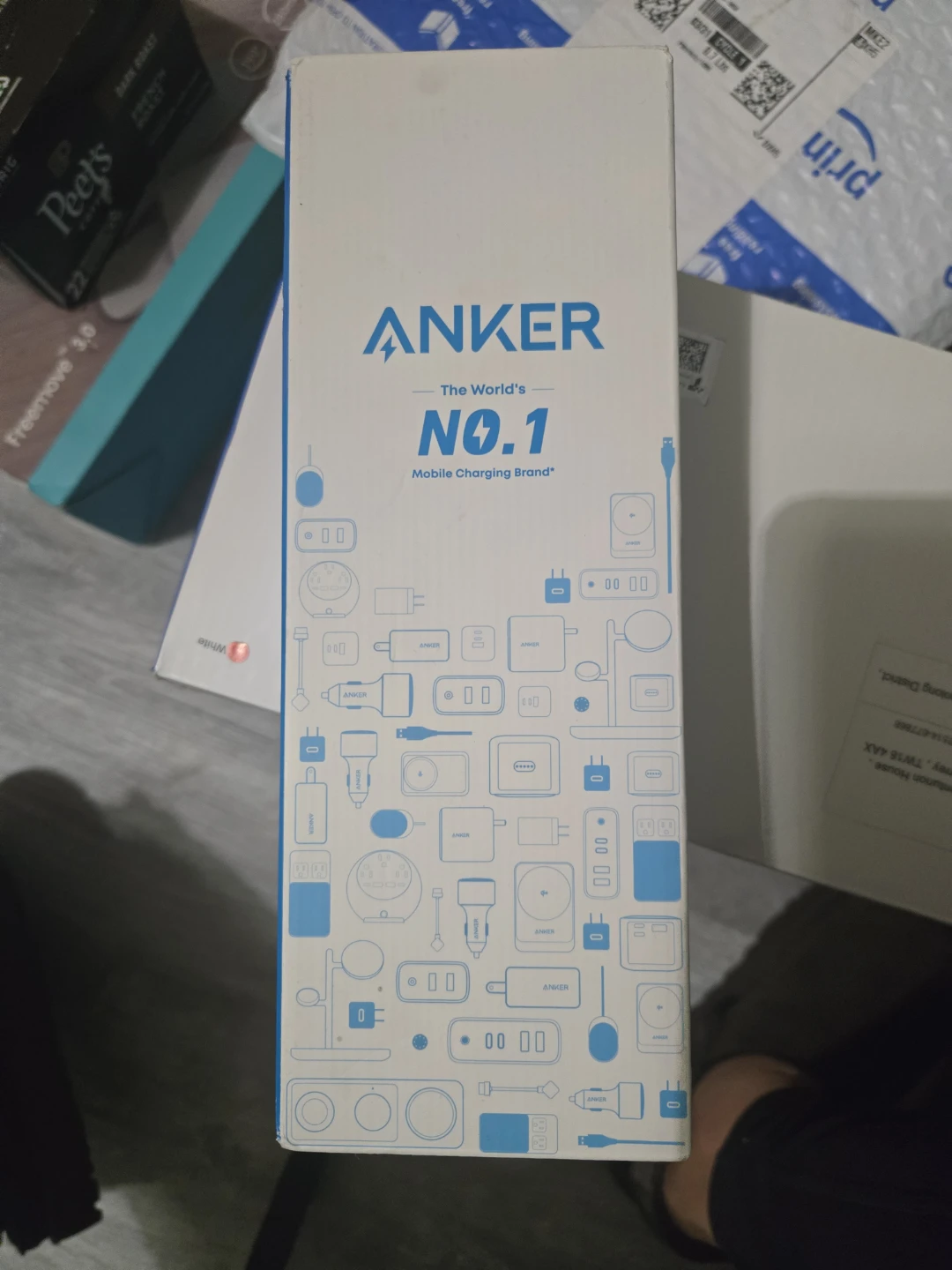 Anker Nano Magnetic Wireless Car Charger - photo 2