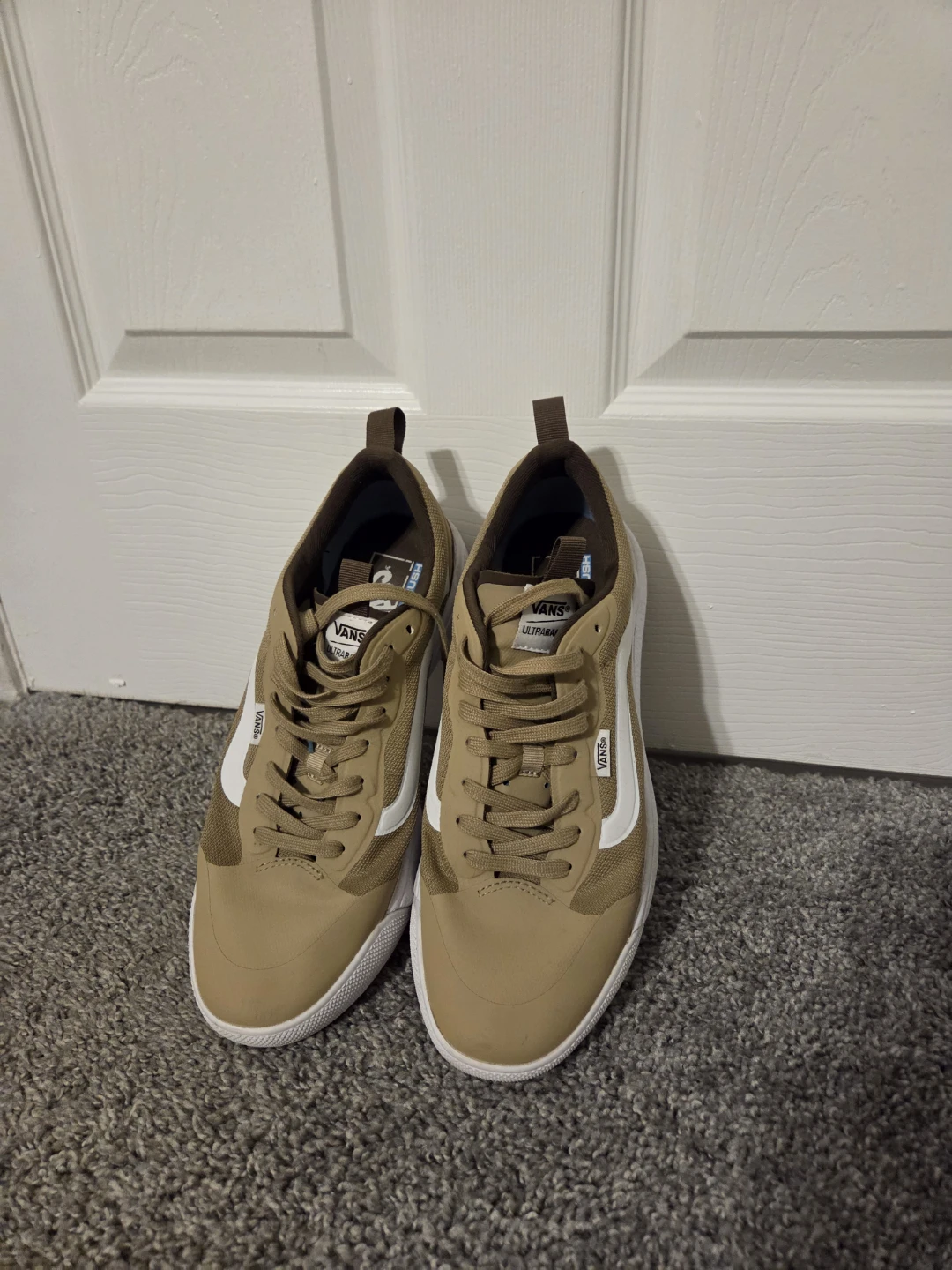 Vans Ultrarange EXO Shoes Tan