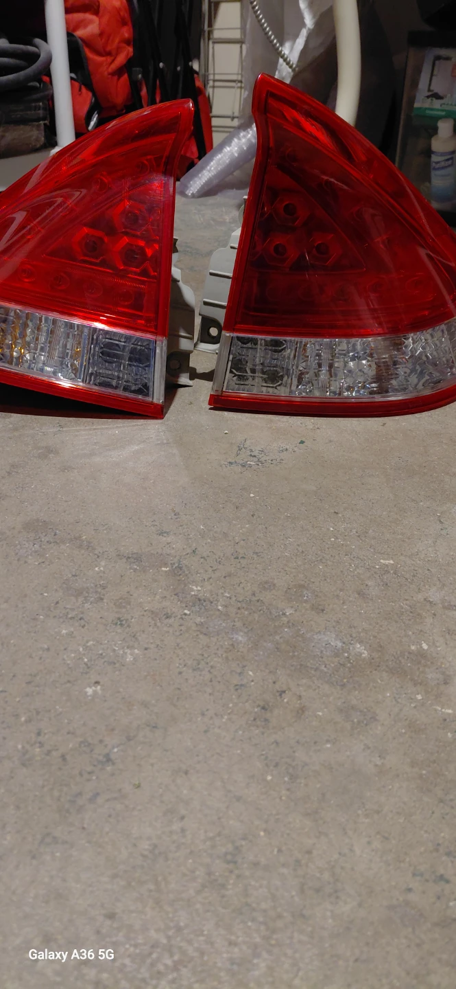 Pair of Red LED Tail Lights for 10-14 Honda insight - photo 4