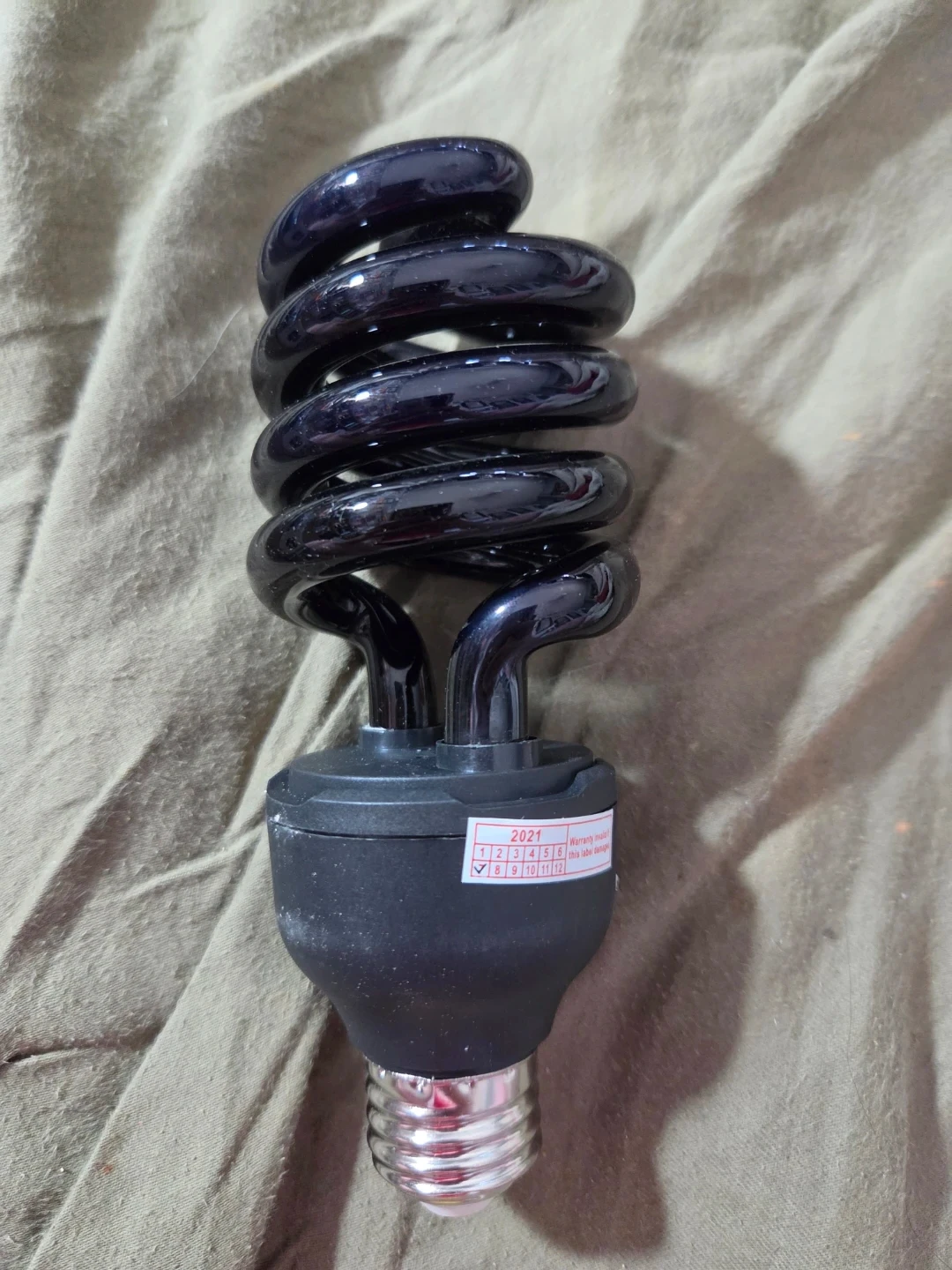 Blacklight paint set with light bulb - photo 3