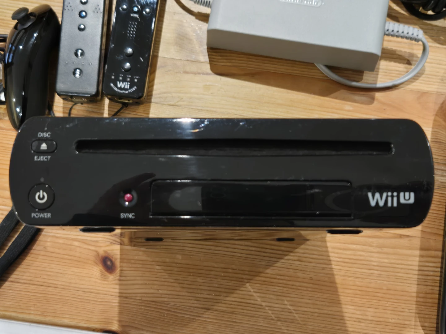 Nintendo Wii U Console with Controllers and Accessories - photo 5