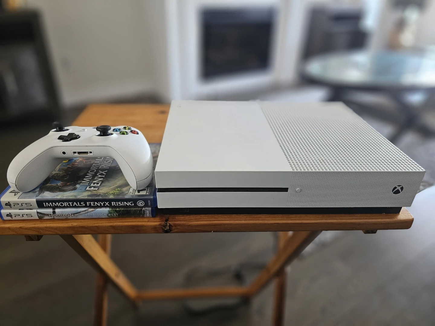 🔥🔥🔥🔥XBOX ONE S 1TB, 1 CONTROLLER🔥🔥🔥🔥