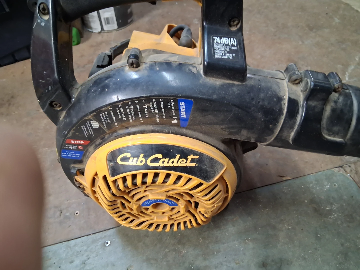Cub Cadet 7205 Gas Leaf Blower - photo 3