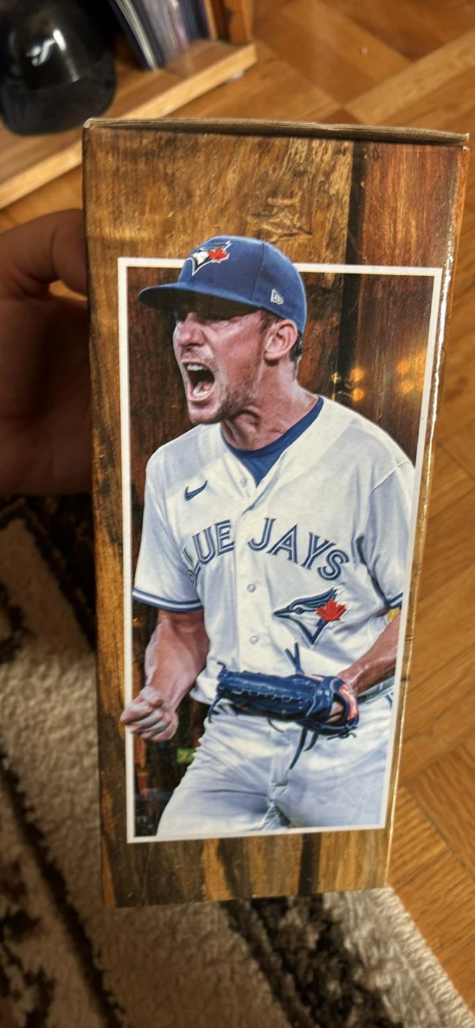 Chris Bassitt Toronto Blue Jays "Hound on the Mound" Bobblehead - photo 2