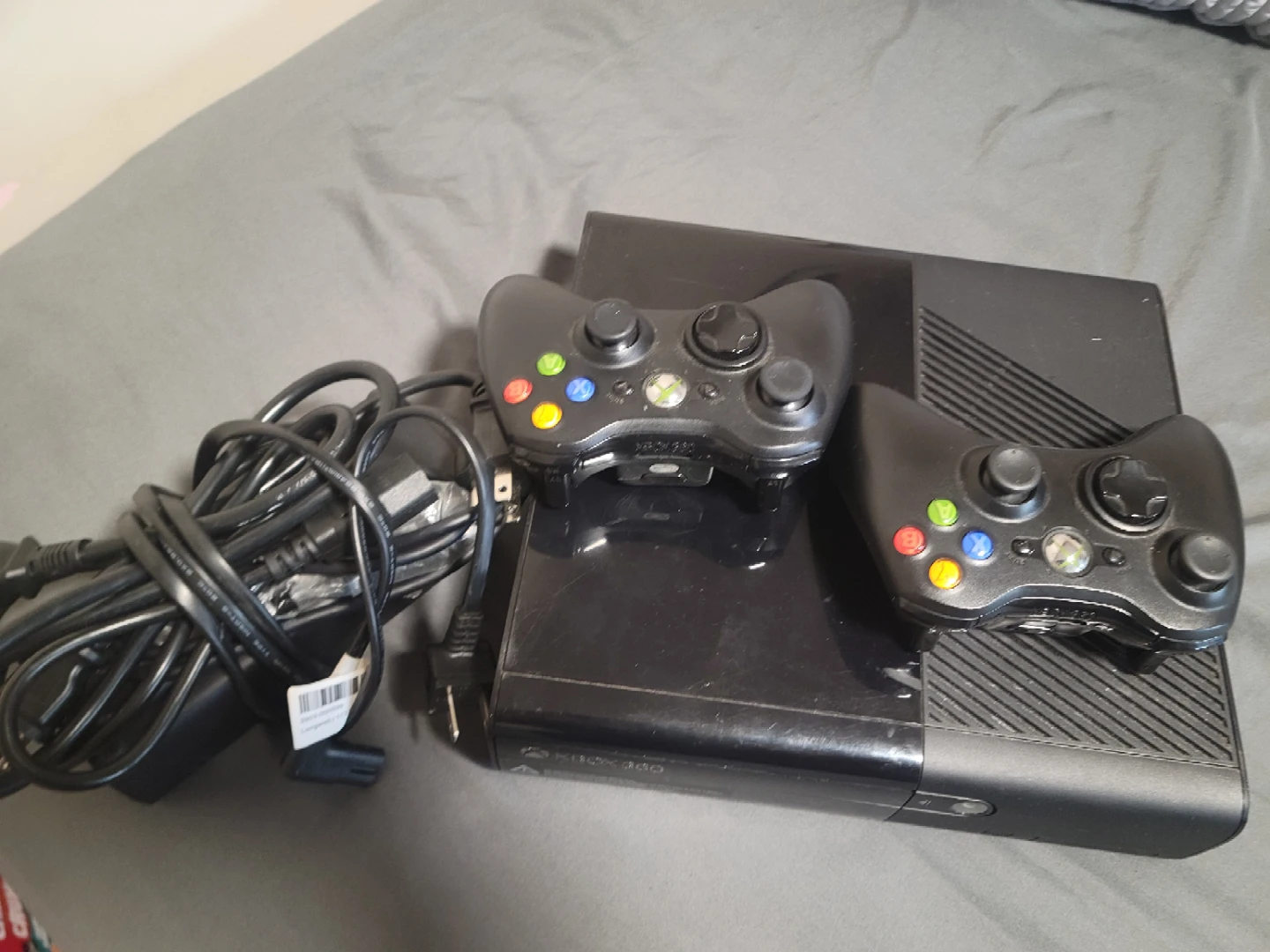 Xbox 360 Console with 2 Controllers