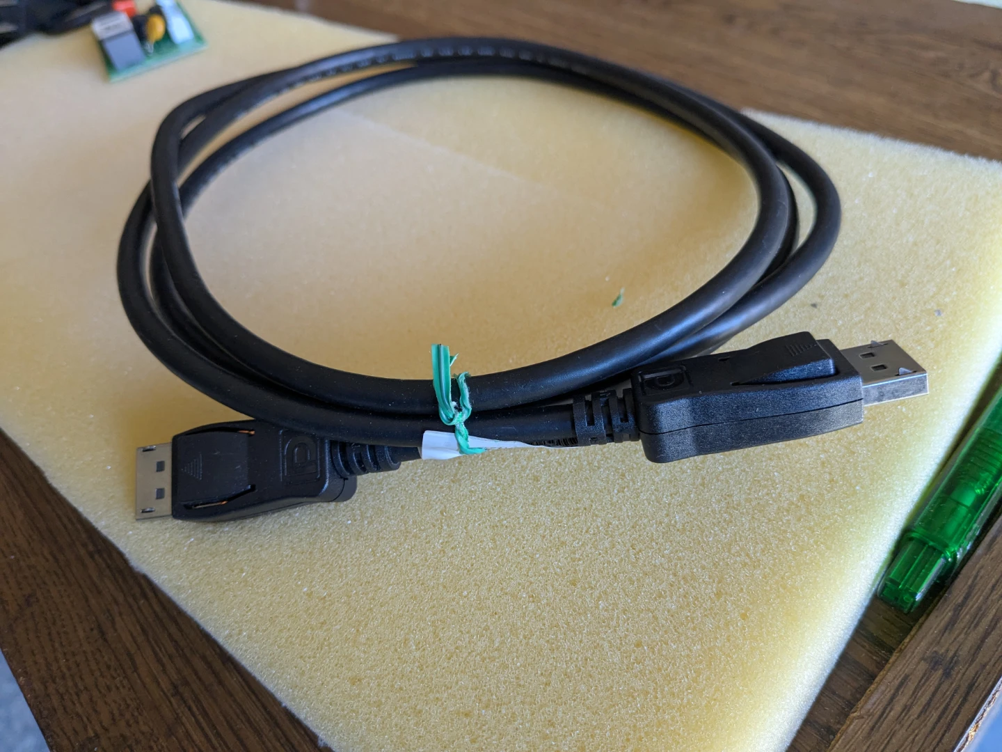 DisplayPort Cable - photo 4