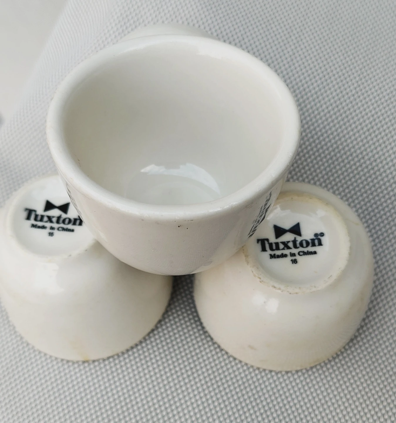 Tuxton Small White Tea Bowls Set of 4