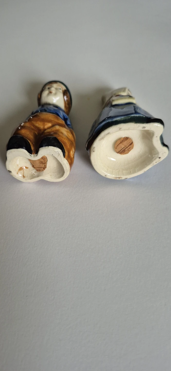Vintage Salt and Pepper Shakers. 1950's - photo 3