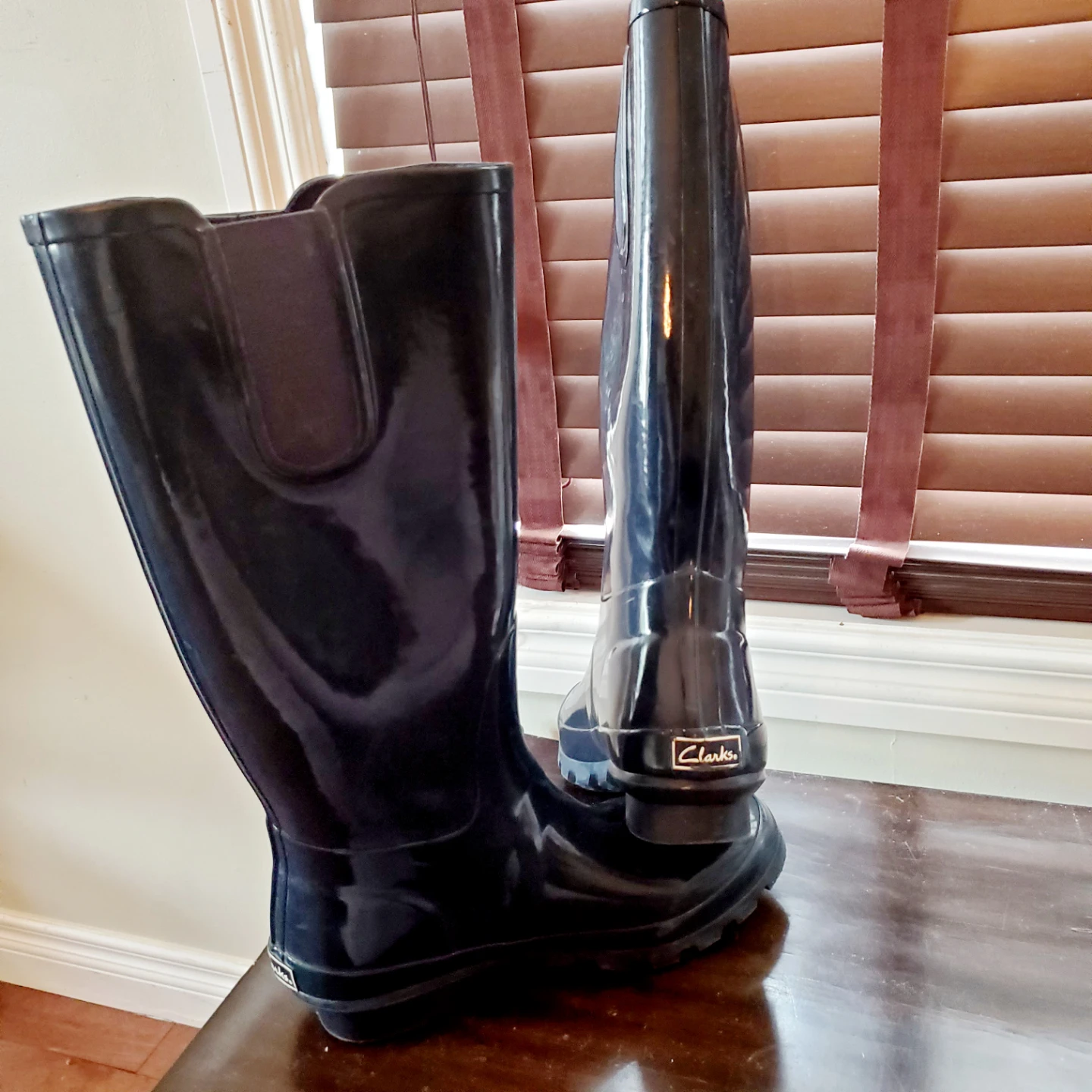CLARKS Tall Navy Rubber Rain Boots - Ladies Size 8