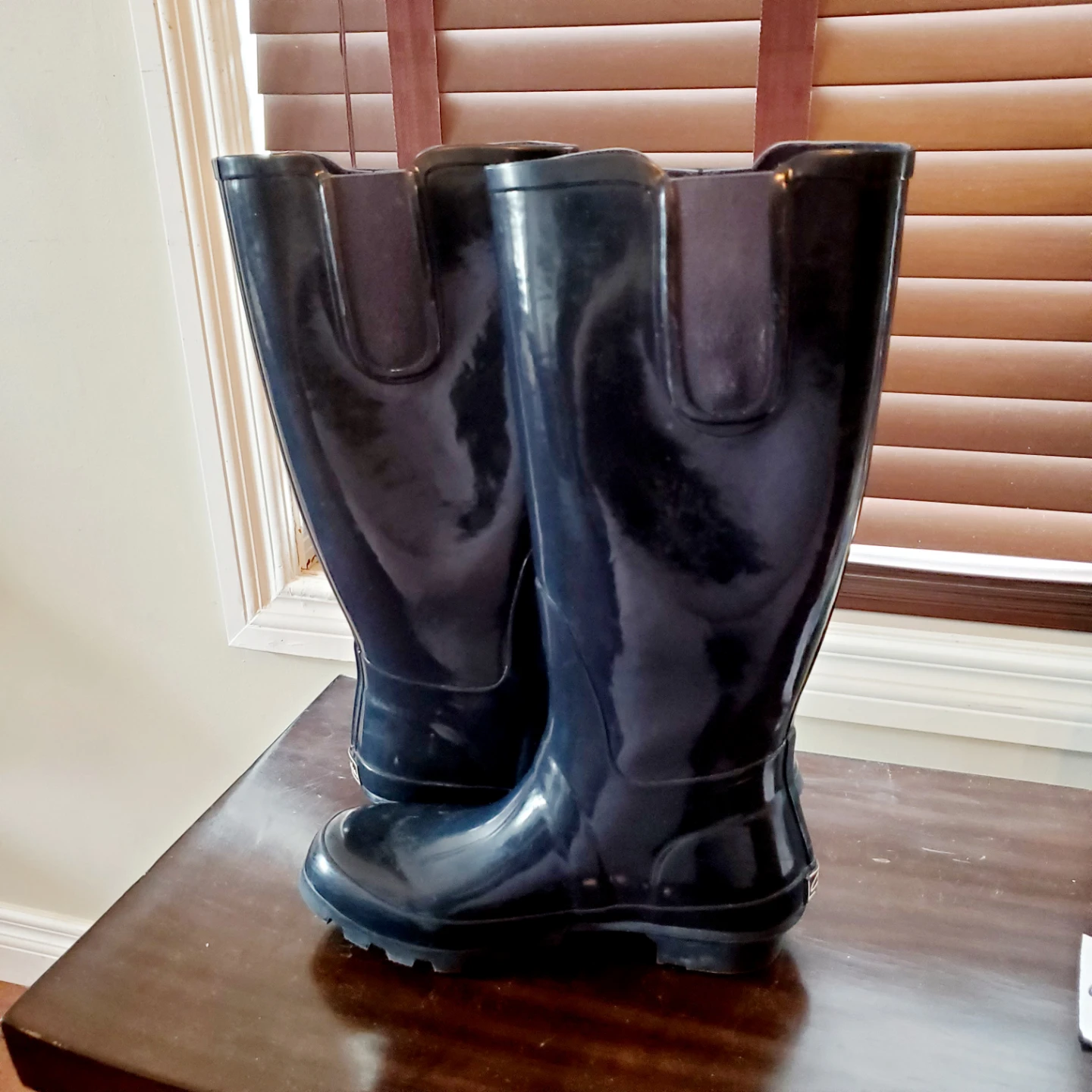 CLARKS Tall Navy Rubber Rain Boots - Ladies Size 8 - photo 2