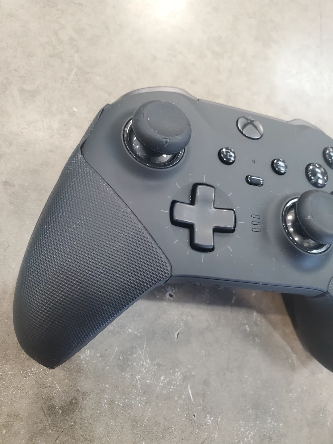 Xbox Elite Series 2 Controller with Case