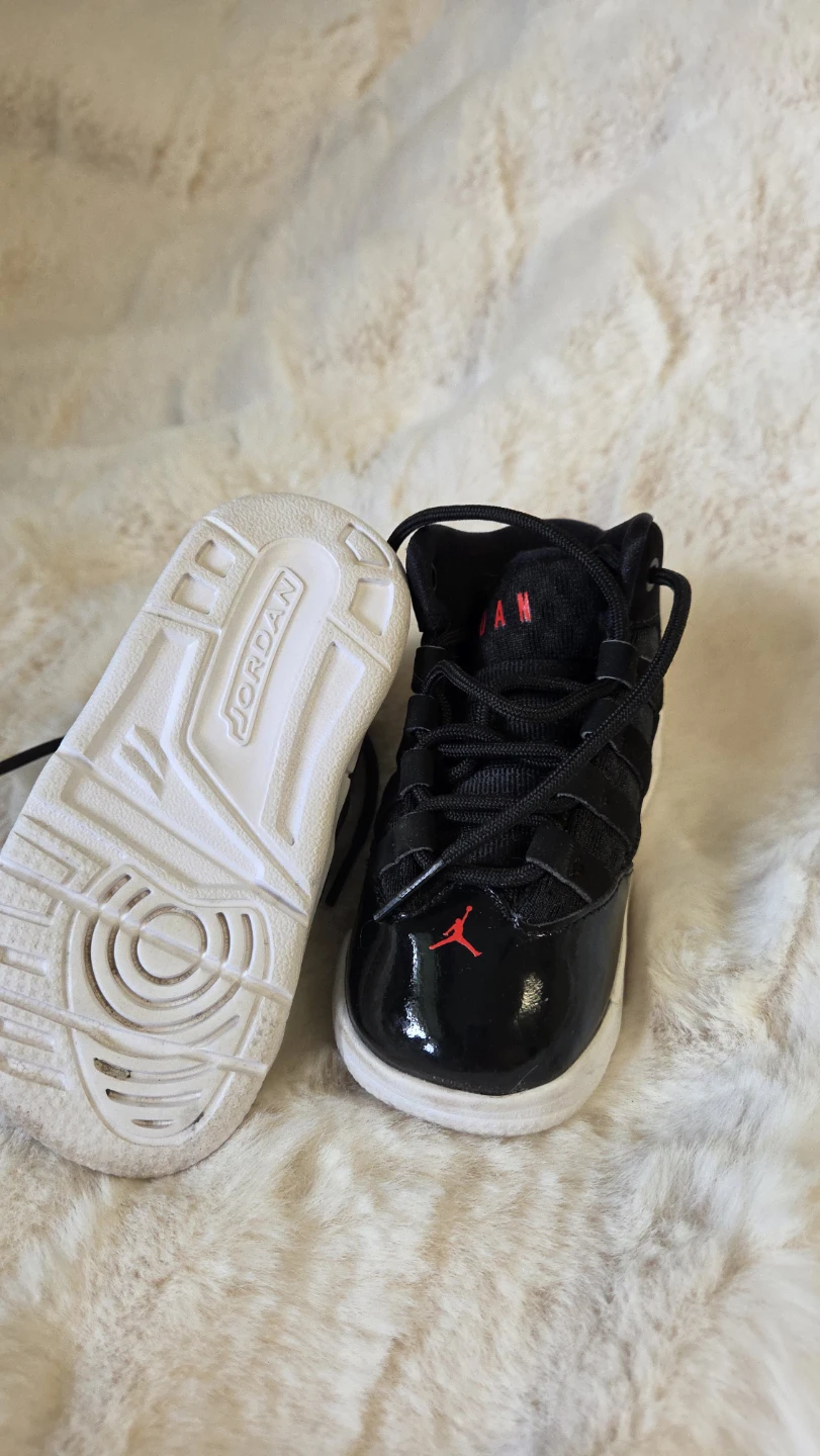 Toddler Air Jordan 11 Retro Low TD Black Red - photo 2