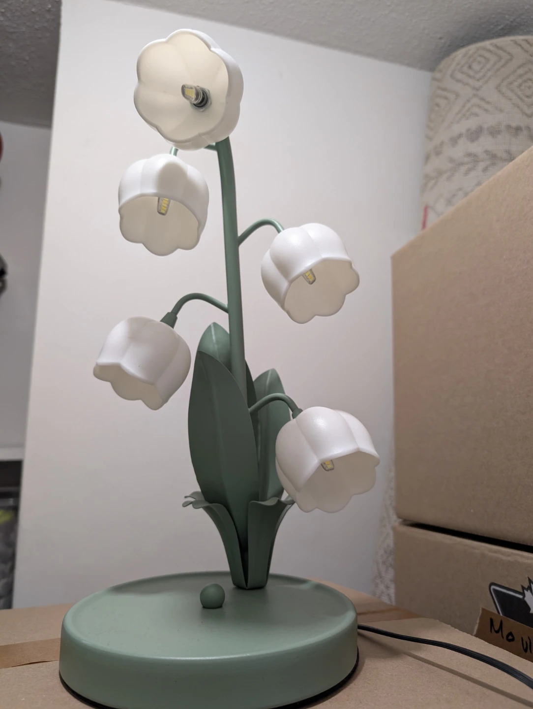 Green Lily of the Valley Table Lamp - photo 2