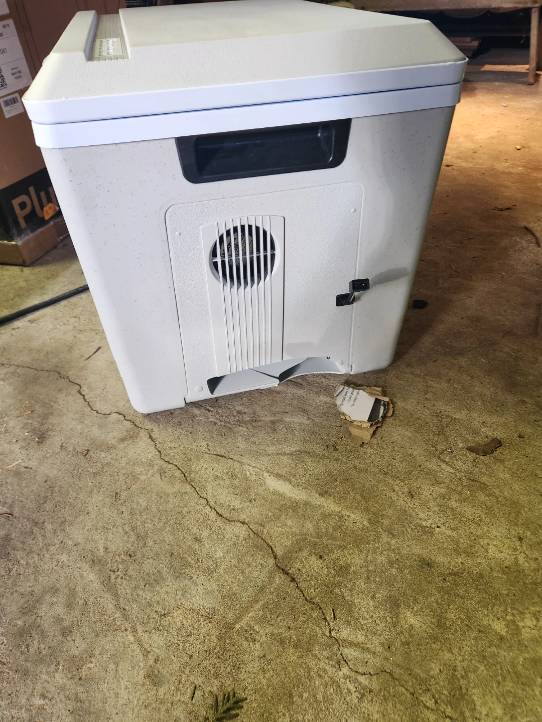 Koolatron 12V Portable Cooler Fridge – Works Perfect (New) - photo 5