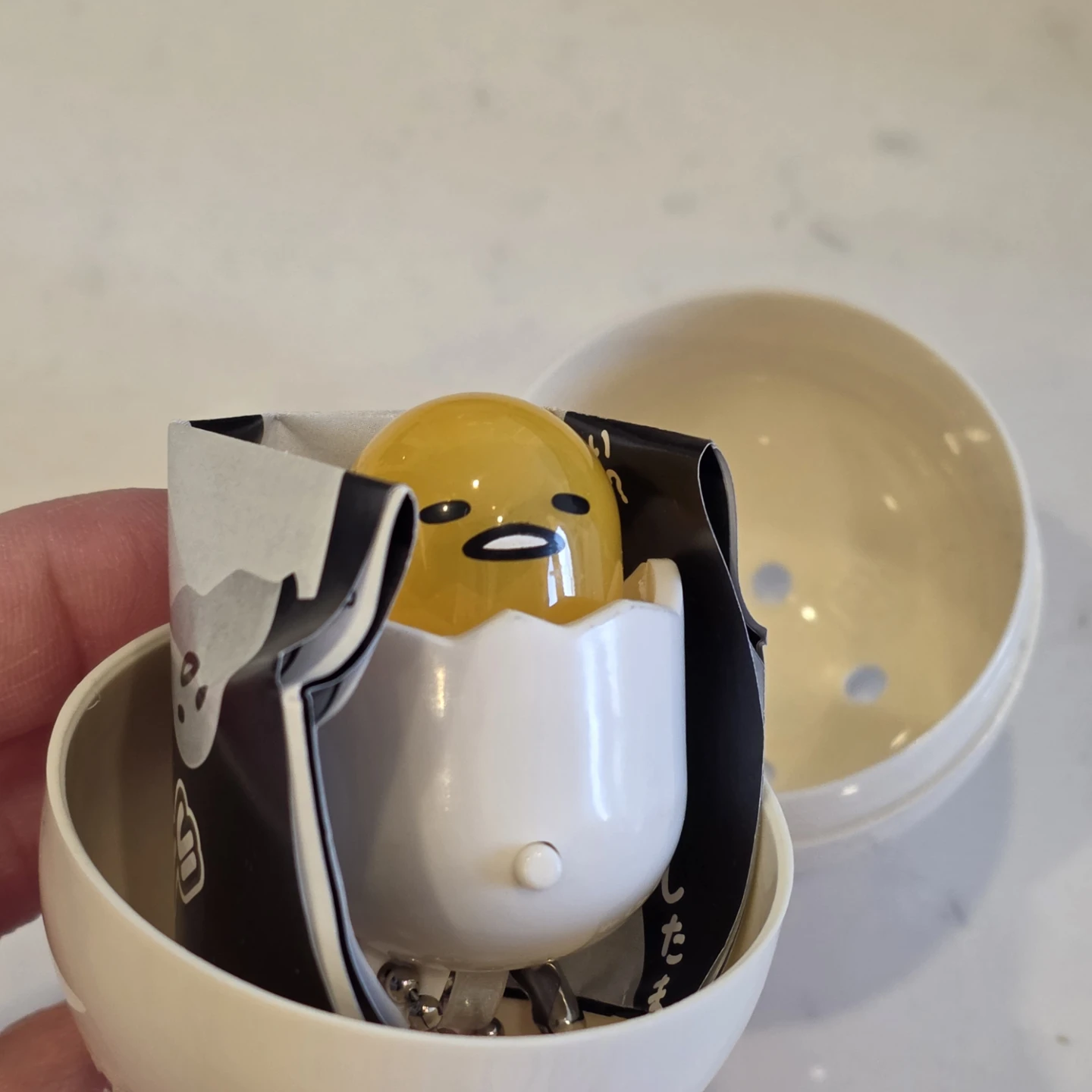 Gudetama Keychain w/ Light - photo 2