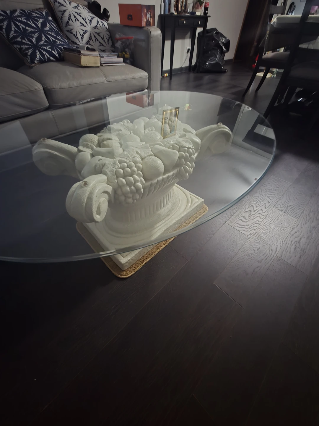 White Pedestal Fruit Basket Table - photo 4