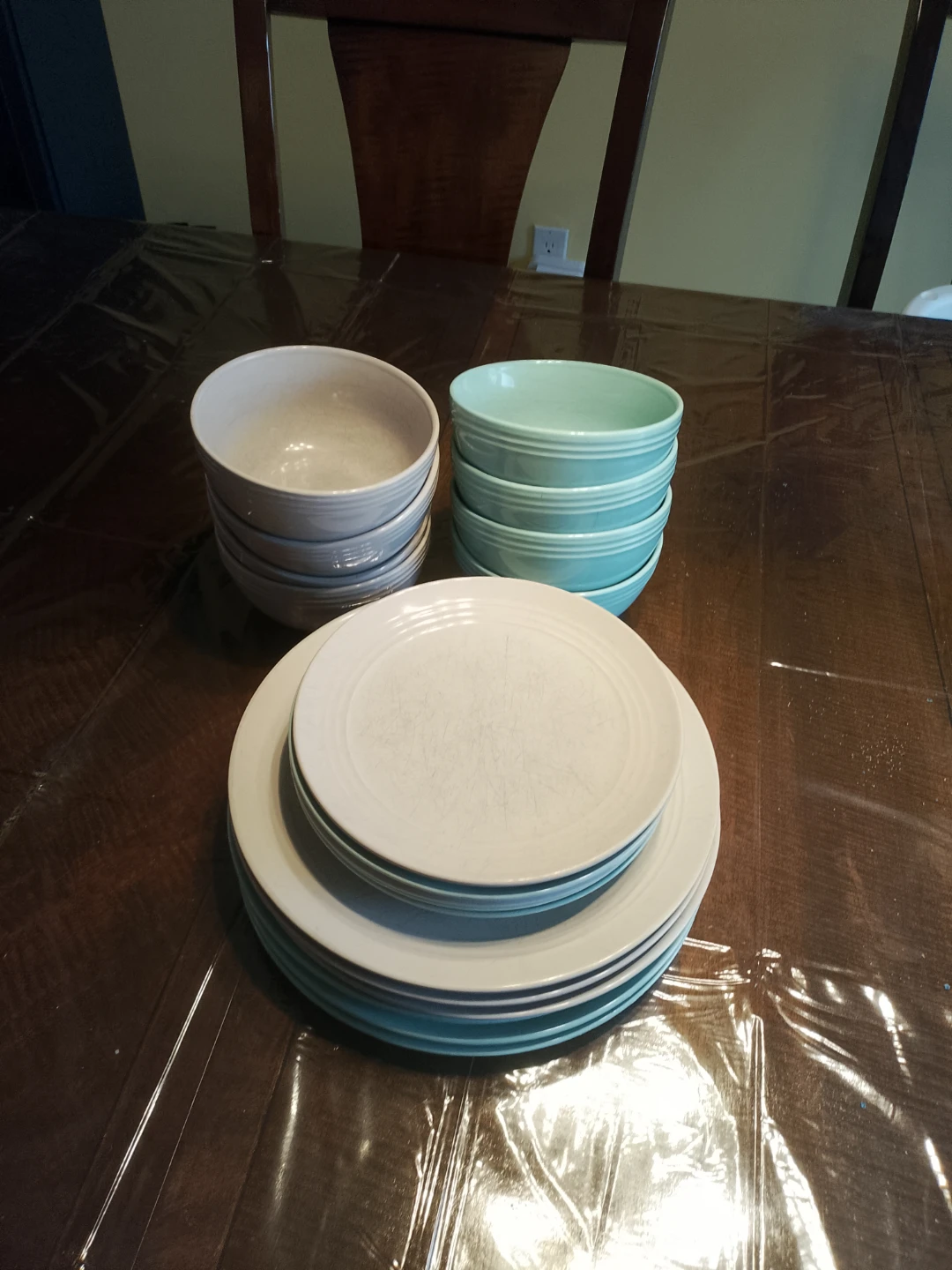 Dinnerware Set - Plates and Bowls