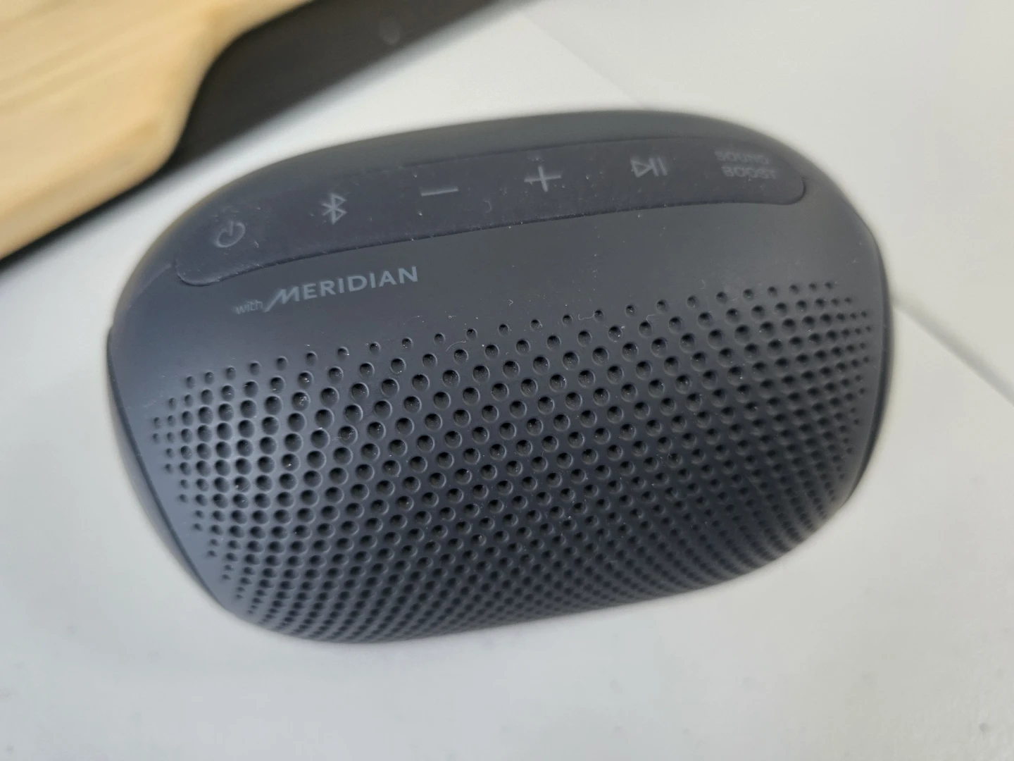 LG XBOOM Go PL2 Portable Bluetooth Speaker - photo 2