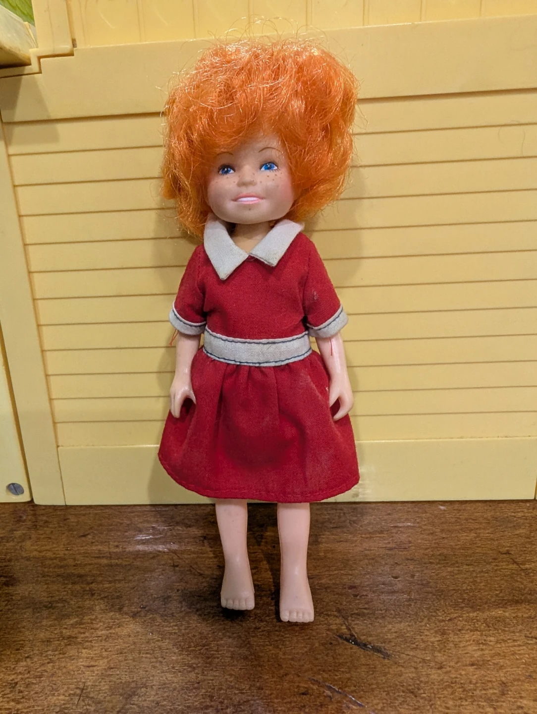 Vintage Annie doll