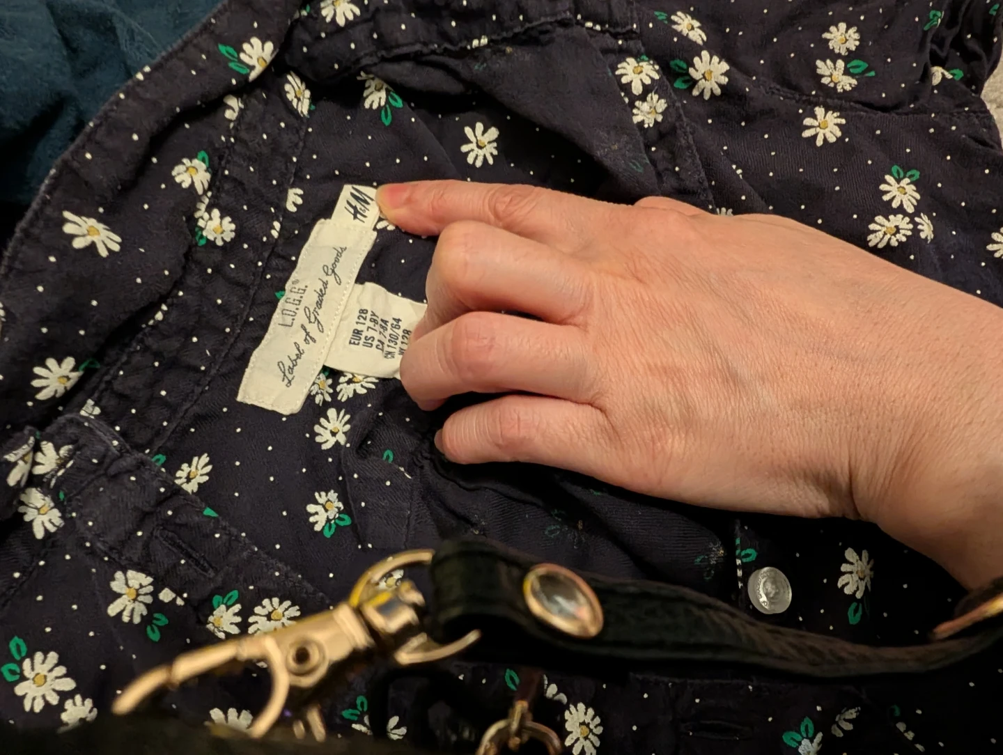 H&M Navy Daisy Print Shirt - - photo 2
