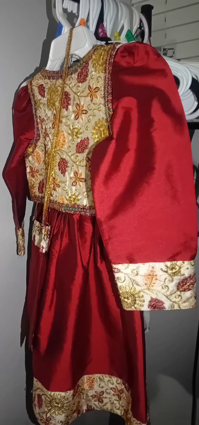 Red Embroidered Vest and Dress Set - photo 2
